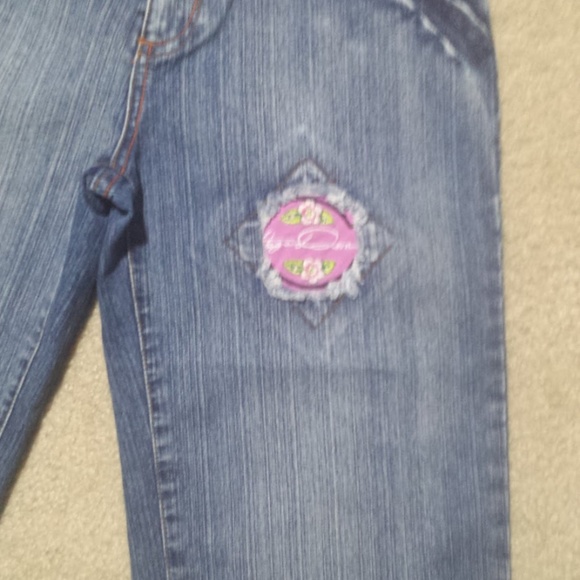 Vintage Diva Jeans Size 8  Distressed Capri Cuffed - Picture 3 of 8
